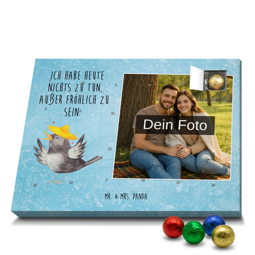 Personalisierter Schoko Foto Adventskalender Rabe Sombrero Personalisierter Schoko Foto Adventskalender, Lustige Sprüche, Tiere, Gute Laune, Tiermotive, Fröhlich sein, glücklich sein, Elster, Motivation, Glück Spruch, Spruch Positiv, Vogel, Froh, Vögel, Rabe