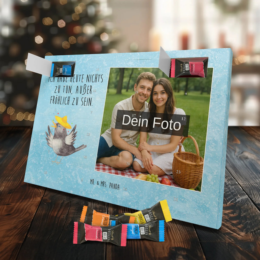 Personalisierter Schoko Foto Adventskalender Rabe Sombrero Personalisierter Schoko Foto Adventskalender, Lustige Sprüche, Tiere, Gute Laune, Tiermotive, Fröhlich sein, glücklich sein, Elster, Motivation, Glück Spruch, Spruch Positiv, Vogel, Froh, Vögel, Rabe