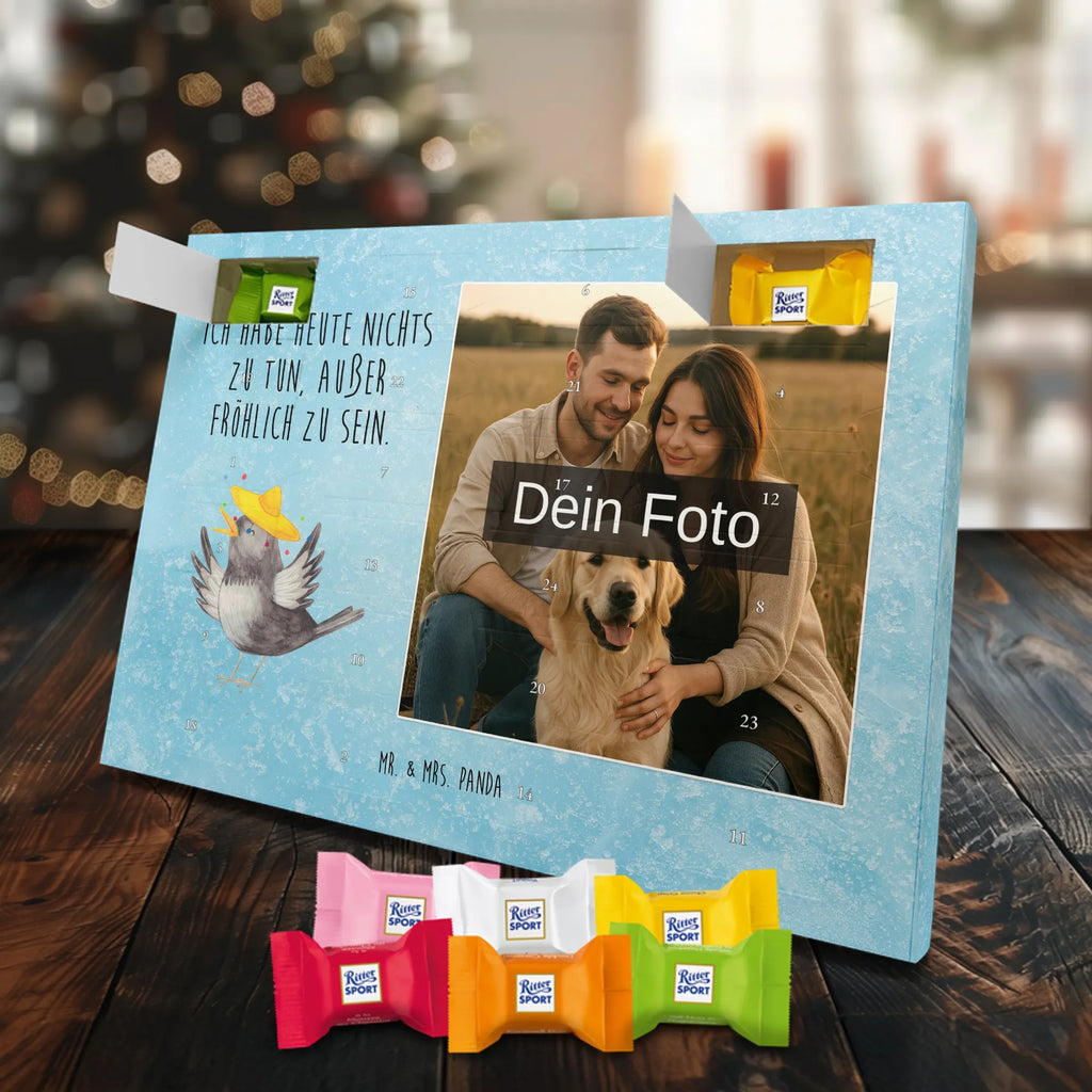 Personalisierter Schoko Foto Adventskalender Rabe Sombrero Personalisierter Schoko Foto Adventskalender, Lustige Sprüche, Tiere, Gute Laune, Tiermotive, Fröhlich sein, glücklich sein, Elster, Motivation, Glück Spruch, Spruch Positiv, Vogel, Froh, Vögel, Rabe