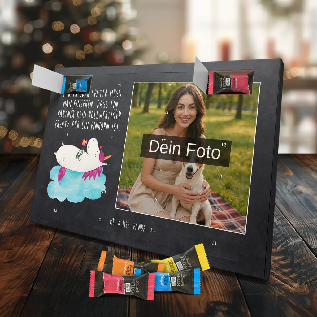 Personalisierter Schoko Foto Adventskalender Einhorn Verliebt Personalisierter Schoko Foto Adventskalender, Unicorn, Einhorn, Einhörner, Einhorn Deko, Liebesbeweis, Verliebt, Wolke, Liebe, Freundin