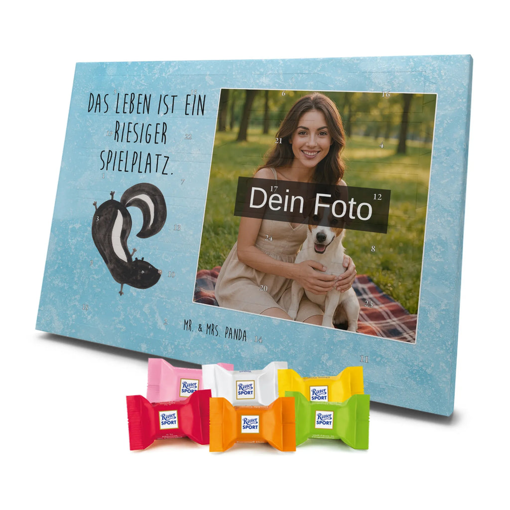 Personalisierter Schoko Foto Adventskalender Stinktier Handstand Personalisierter Schoko Foto Adventskalender, Stinktier, Skunk, Verpielt, Stinker, Raubtier, Spielplatz, Wildtier, Kind, Stinki
