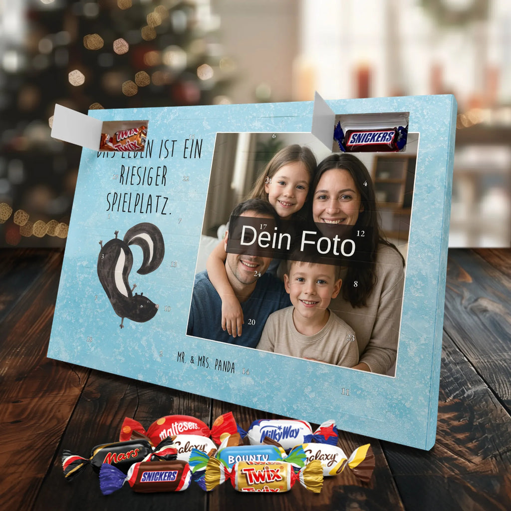 Personalisierter Schoko Foto Adventskalender Stinktier Handstand Personalisierter Schoko Foto Adventskalender, Stinktier, Skunk, Verpielt, Stinker, Raubtier, Spielplatz, Wildtier, Kind, Stinki