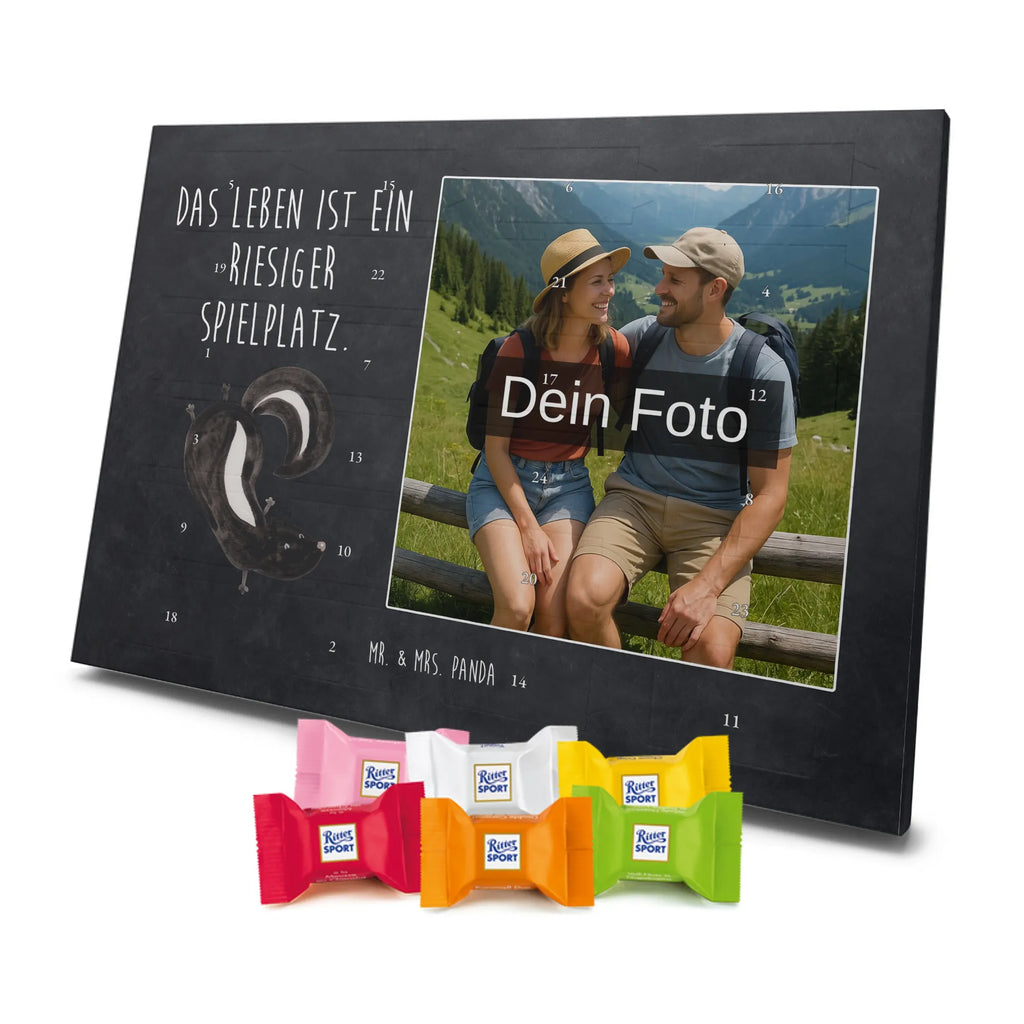 Personalisierter Schoko Foto Adventskalender Stinktier Handstand Personalisierter Schoko Foto Adventskalender, Stinktier, Skunk, Verpielt, Stinker, Raubtier, Spielplatz, Wildtier, Kind, Stinki