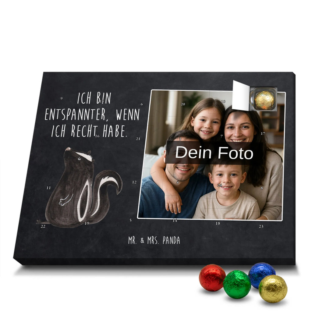 Personalisierter Schoko Foto Adventskalender Stinktier Sitzen Personalisierter Schoko Foto Adventskalender, Skunk, Stinktier, Büro, Recht, Wildtier, Stinki, Spruch, Besserwisser, Stinker, Raubtier