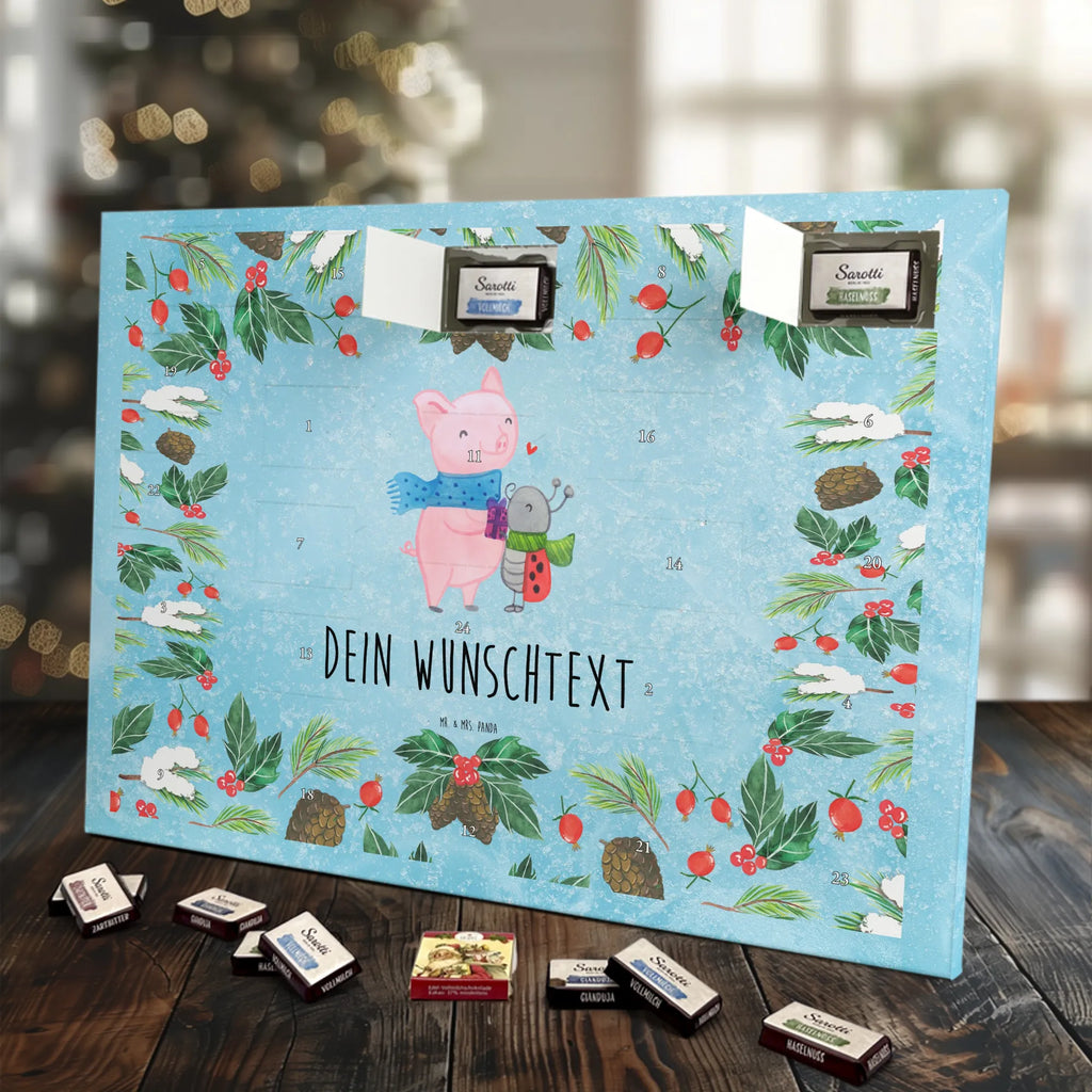 Personalisierter Schoko Adventskalender Glühschwein Smörle Personalisierter Adventskalender, Adventskalender mit Namen, Wintermotiv, Weihnachtsdeko, Weihnachten, Winter, Heiligabend, Advent, Nikolaus, Romantische Geschenkidee Glühwein, Handgezeichnetes Glühschwein, Winterlicher Glühwein Spruch, Marienkäfer in Winterkleidung, Herzliches Marienkäfer Motiv, Glühwein Ist Köstlich Spruch, Glühwein Liebhaber Geschenk, Kreatives Glühschwein Design, Smörle Der Stolze Marienkäfer, Süßer Marienkäfer Gibt Geschenk