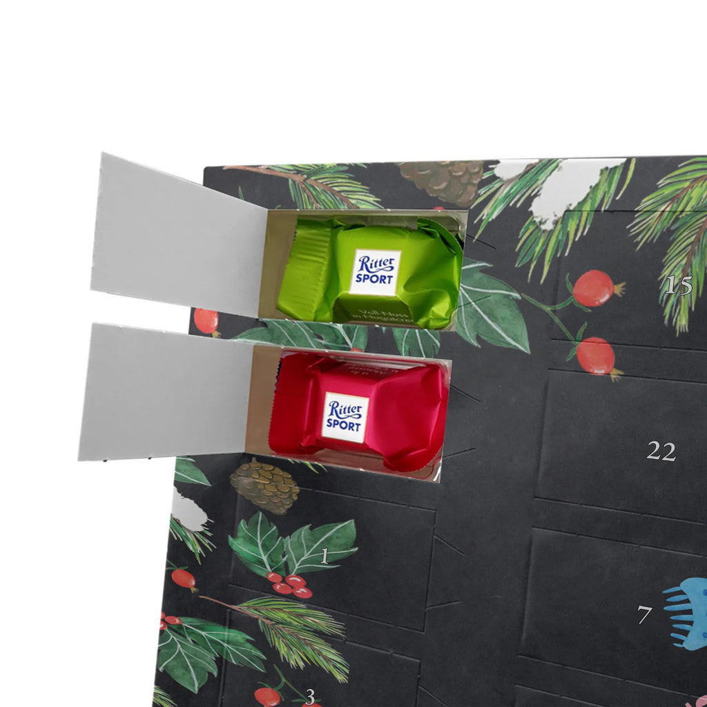 Personalisierter Schoko Adventskalender Glühschwein Smörle Personalisierter Adventskalender, Adventskalender mit Namen, Wintermotiv, Weihnachtsdeko, Weihnachten, Winter, Heiligabend, Advent, Nikolaus, Romantische Geschenkidee Glühwein, Handgezeichnetes Glühschwein, Winterlicher Glühwein Spruch, Marienkäfer in Winterkleidung, Herzliches Marienkäfer Motiv, Glühwein Ist Köstlich Spruch, Glühwein Liebhaber Geschenk, Kreatives Glühschwein Design, Smörle Der Stolze Marienkäfer, Süßer Marienkäfer Gibt Geschenk