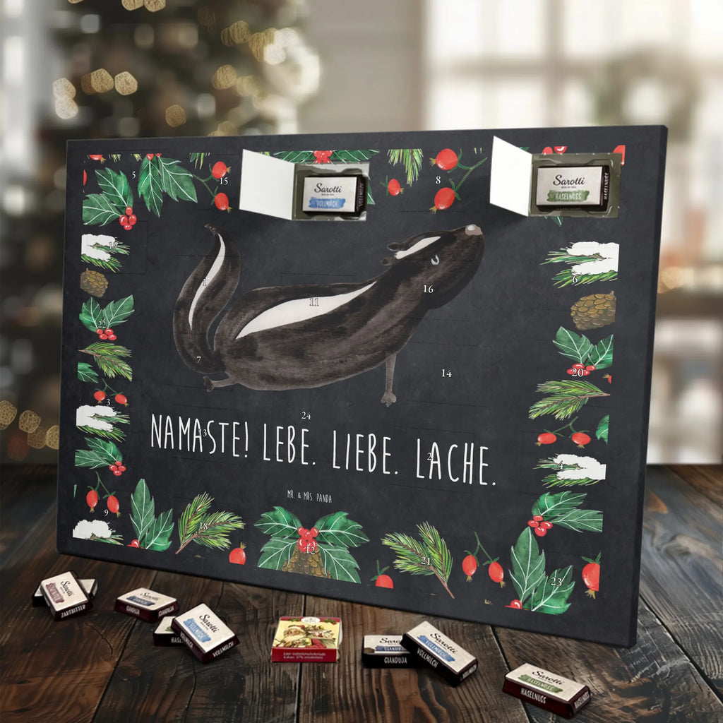 Chocolate advent calendar skunk yoga Stinky, Predator, Live, Wild animal, Laugh