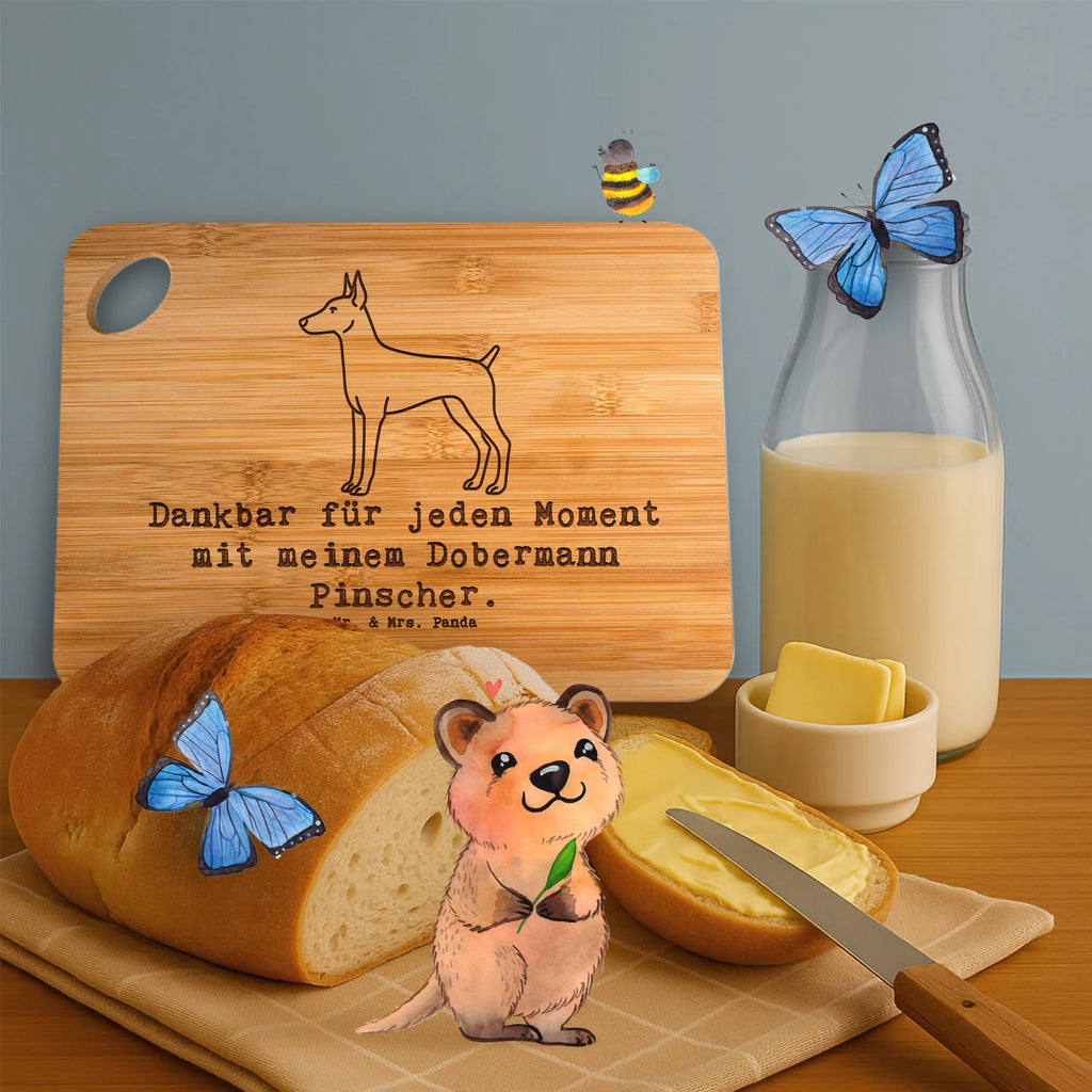 Holzbrett Dobermann Pinscher Moment Frühstücksbrett, Brett, Servierbrett, Küchenbrett, Holzbrettchen, Schneidebrett, Holzbrett, Hackbrett, Geschenk, Schenken, Hund, Hunderasse, Rassehund, Hundebesitzer, Tierfreund, Welpe, Dobermann Pinscher
