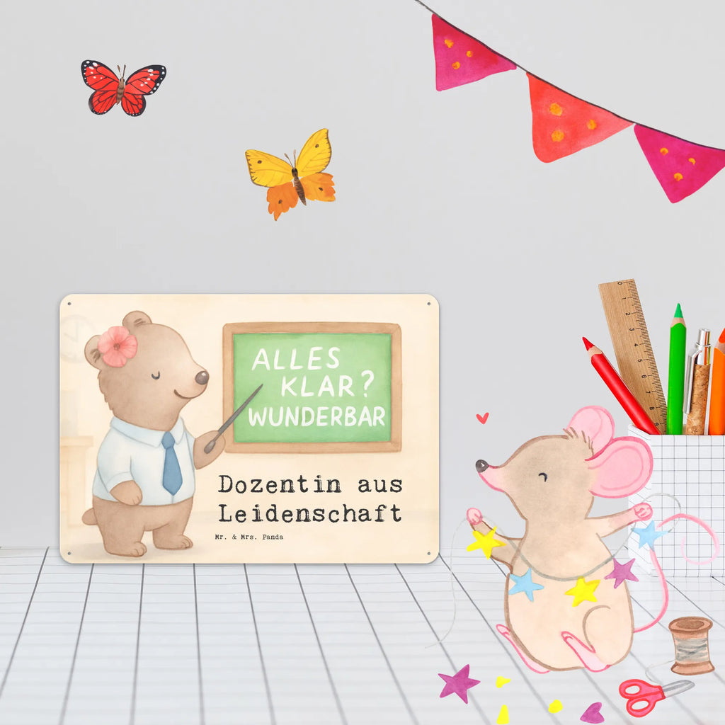 Blechschild Dozentin Leidenschaft Design Wandschild Metall, Blechschild Für Frauen, Blechschild Für Männer, Türschild Metall, Blechschild Büro, Blechschild Küche, Blechschild Zum Aufhängen, Dekoschild Metall, Blechschild, Blechschild Groß, Schenken, Jubiläum, Danke, Dankeschön, Beruf, Ausbildung, Abschied, Rente, Kollege, Kollegin, Arbeitskollege, Mitarbeiter, Firma, Geschenk, Tutorin, Professorin, Dozentin, Vorlesung, Unterricht, Universität, Uni, Akademikerin