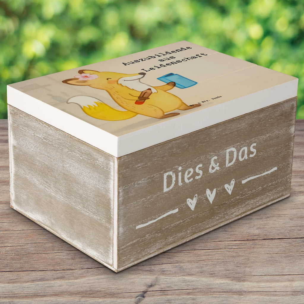 Aufbewahrungsbox Auszubildende Leidenschaft Design Holztruhe, aufbewahrungskisten, Aufbewahrungsbox, holzkästchen, kiste holz, Holz Aufbewahrungsbox, Holzkiste, box holz, holzschatulle, Holzbox mit Deckel, Holzboxen, aufbewahrungsboxen, Holzkiste mit Deckel, holzschachtel, Holzkisten, Box aus Holz, Aufbewahrungsbox aus Holz, Aufbewahrungsbox Holz, Aufbewahrungskiste, Holzbox, aufbewahrungskiste mit deckel, Schatulle, truhe holz, aufbewahrungstruhe, holztruhen, Geschenk, Schenken, Jubiläum, Danke, Dankeschön, Beruf, Ausbildung, Abschied, Rente, Kollege, Kollegin, Arbeitskollege, Mitarbeiter, Firma, Beginn Der Ausbildung, Ausbildungsbeginn, Abschlussprüfung, Glücksbringer Zur Ausbildung, Azubine, Auszubildende