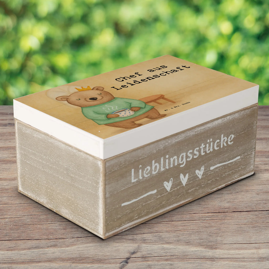Deko Kiste Chef Leidenschaft Design holzschachtel, Holzboxen, box holz, Aufbewahrungsbox Holz, holzkästchen, Holz Aufbewahrungsbox, Aufbewahrungsbox aus Holz, Holztruhe, holztruhen, Box aus Holz, Aufbewahrungsbox, Holzbox, truhe holz, Holzkiste mit Deckel, aufbewahrungsboxen, holzschatulle, aufbewahrungstruhe, Holzkiste, Schatulle, Holzbox mit Deckel, kiste holz, Aufbewahrungskiste, aufbewahrungskiste mit deckel, aufbewahrungskisten, Holzkisten, Geschenk, Schenken, Jubiläum, Danke, Dankeschön, Beruf, Ausbildung, Abschied, Rente, Kollege, Kollegin, Arbeitskollege, Mitarbeiter, Firma, Unternehmensinhaber, Chef, Führungskraft, CEO, Firmeninhaber, Geschäftsinhaber, Leiter, Direktor
