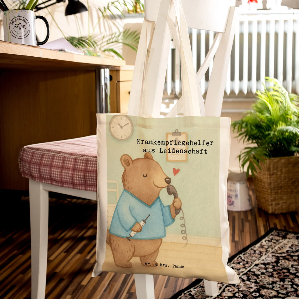 Tote Bag Krankenpflegehelfer Leidenschaft Design henkeltasche baumwolle, Einkaufstasche, Baumwolltasche, Schultasche, umhängebeutel, Jutebeutel, Schultertasche, einkaufstasche baumwolle, Shopping Tasche, Unitasche, beutel baumwolle, Jutetasche, studententasche, freizeitbeutel, Freizeittasche, schulterbeutel, einkaufsshopper, Stoffbeutel, tasche baumwolle, Baumwoll-Shopper, baumwoll shopper, Beutel, Shopper, Tüte, umhängetasche baumwolle, Stofftasche, Einkaufstüte, Tote Bag, Umhängetasche, Baumwollbeutel, universaltasche, Einkaufsbeutel, stofftasche baumwolle, textilbeutel, campus tasche, Strandtasche, festival tasche, stoff shopper, Laptoptasche, Uni Tasche, totebag, Stoff-Tragetasche, Henkeltasche, tragbeutel, schultertasche baumwolle, textiltasche, festivaltasche, dokumententasche, Tasche, Baumwoll-Tragetasche, tragetasche baumwolle, Schulbeutel, Büchertasche, canvas tasche, Tragetasche, Alltagstasche, Geschenk, Schenken, Jubiläum, Danke, Dankeschön, Beruf, Ausbildung, Abschied, Rente, Kollege, Kollegin, Arbeitskollege, Mitarbeiter, Firma, Krankenpflegehelfer, Pflegehelfer, Pflegekraft