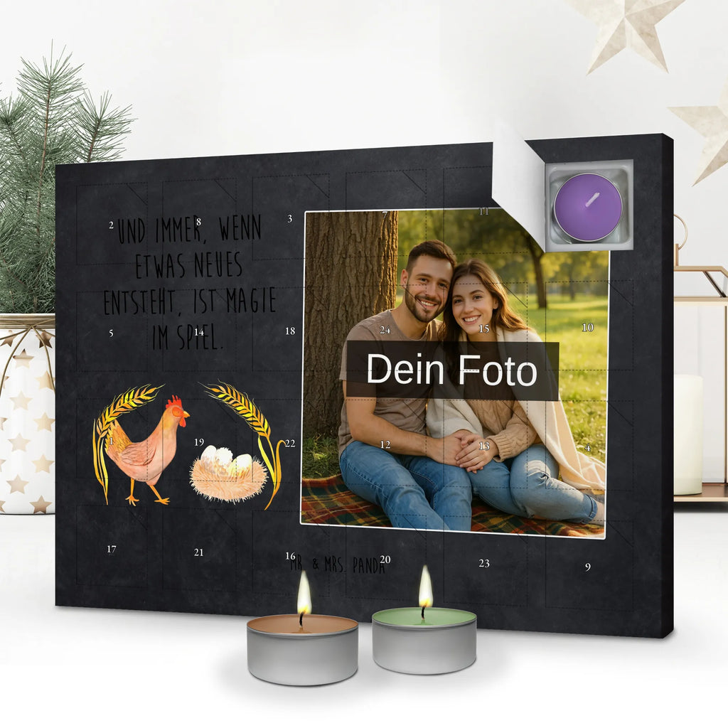 Personalisierter Duftkerzen Foto Adventskalender Huhn Stolz Personalisierter Duftkerzen Foto Adventskalender, Bauernhof, Hoftiere, Landwirt, Landwirtin, Hahn, Magie, Hühner, Geburt, Motivation, Landleben, Hof, Schwangerschaft, Spruch, Eier, Henne