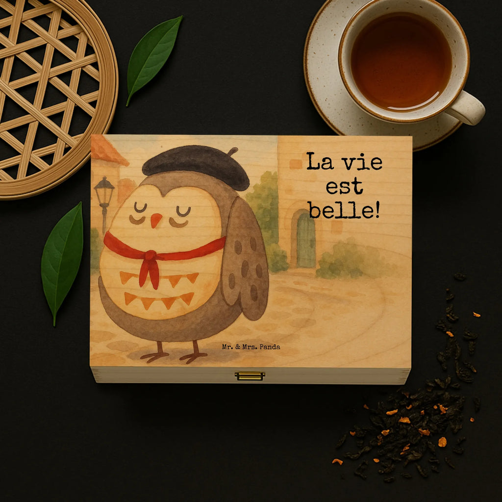 teebox Eule Frankreich Design teebeutel aufbewahrung, teebeutel behälter, tee sortierbox, aufbewahrung tee, box für tee, tee organizer box, aufbewahrungsbox tee, holzteebox, tee beutel halter, teebeutel organizer, holzteekiste, tee kiste, teebeutelbox, teeaufbewahrung, teedose, teebox für teebeutel, box für teebeutel, teekasten, teeaufbewahrungsbox, tee organizer, teebehälter, teebeutel aufbewahrungsbox, teekiste, aufbewahrungsbox für teebeutel, vorratsbox tee, teebox, Eule, Owl, La vie est belle, Eulen, hibou, das Leben ist schön, Spruch Französisch, Eule Deko, Frankreich, Spruch schön