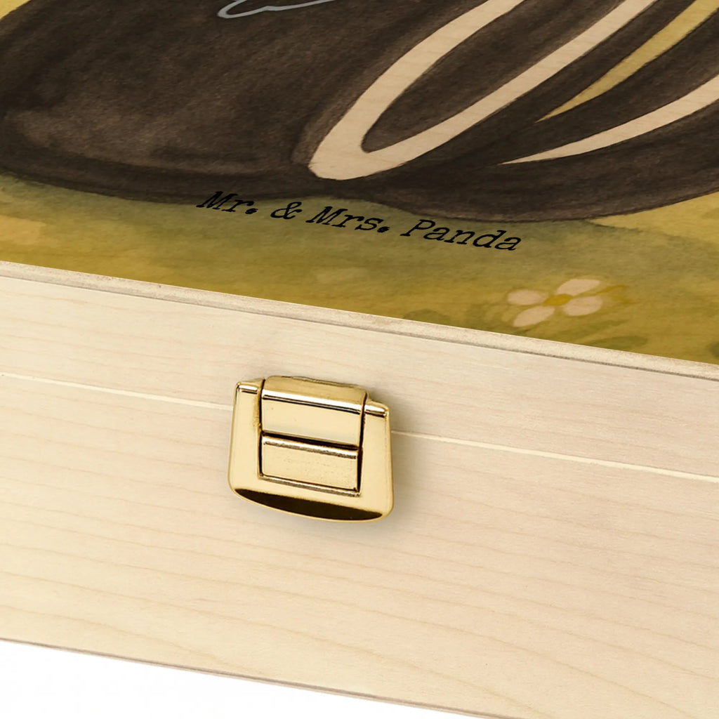  skunk Sit Design know-it-all, stinky, wild animal, predator, law