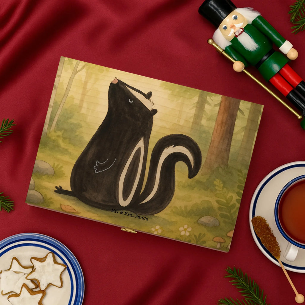  skunk Sit Design know-it-all, stinky, wild animal, predator, law