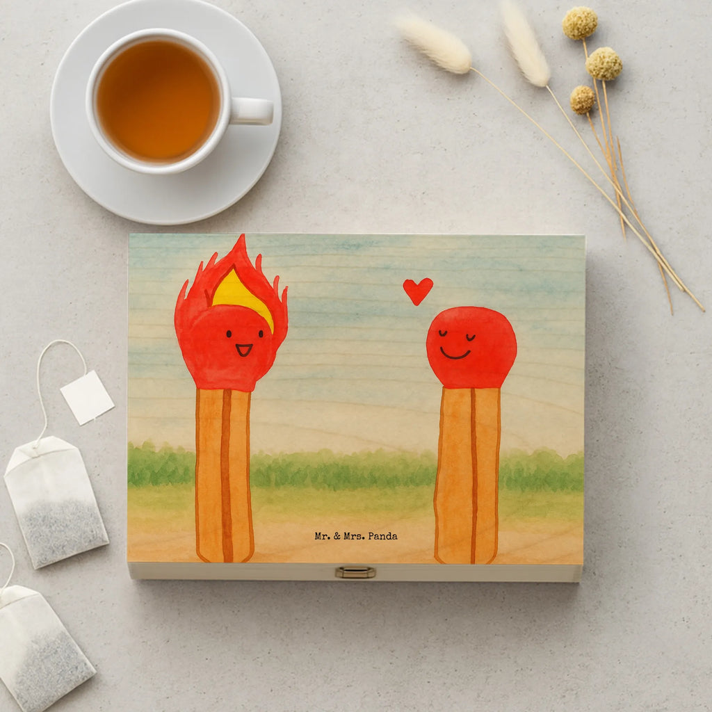 teebox Streichhölzer Design teebeutel aufbewahrungsbox, teebeutel aufbewahrung, box für teebeutel, holzteebox, tee beutel halter, teedose, teebeutelbox, tee organizer box, teebehälter, teebox für teebeutel, teeaufbewahrungsbox, tee organizer, tee kiste, vorratsbox tee, holzteekiste, teeaufbewahrung, box für tee, teebeutel organizer, aufbewahrungsbox tee, teekasten, teebeutel behälter, tee sortierbox, aufbewahrungsbox für teebeutel, teebox, aufbewahrung tee, teekiste, Freundin, Freund, Liebe, Liebesgeschenk, Jahrestag, Verlobung, Partner, Ehemann, Ehefrau, Heiraten, Heiratsantrag, Hocheitstag, Streichhölzer