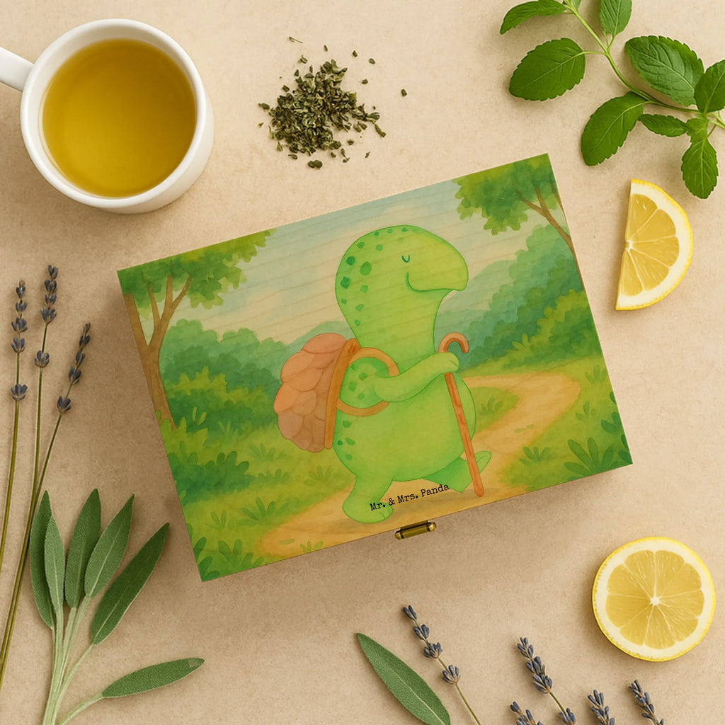 teebox Schildkröte Wanderer Design aufbewahrungsbox tee, aufbewahrung tee, teeaufbewahrung, teebeutel organizer, tee organizer, tee beutel halter, holzteebox, teebeutel aufbewahrung, teedose, vorratsbox tee, teebeutel aufbewahrungsbox, teebeutel behälter, teebox für teebeutel, box für teebeutel, box für tee, tee sortierbox, holzteekiste, teebox, tee organizer box, aufbewahrungsbox für teebeutel, teekasten, teeaufbewahrungsbox, teebehälter, teebeutelbox, tee kiste, teekiste, Schildkröte, Motivationsspruch, Motivationssprüche, Motivation, Neuanfang, Schildkröten