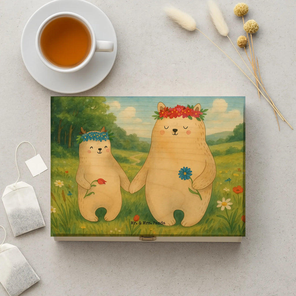 teedose Bären mit Blumenkranz Design aufbewahrungsbox tee, tee sortierbox, teebox für teebeutel, teebeutelbox, teebeutel aufbewahrungsbox, teebeutel behälter, tee beutel halter, vorratsbox tee, teebehälter, teebeutel organizer, tee organizer box, tee organizer, teekiste, tee kiste, aufbewahrung tee, teekasten, holzteebox, holzteekiste, aufbewahrungsbox für teebeutel, box für teebeutel, teedose, teeaufbewahrung, teeaufbewahrungsbox, teebeutel aufbewahrung, box für tee, teebox, Muttertag, Vatertag, Mama, Papa, Oma, Opa, Familie, Schwester, Bruder, Mutter, Lieblingsmama, Kinder, Kind, Tochter, weltbeste Mama, Bären, Bär, Mutti, Vorbild, Family, Geschenk Mama. Muttertag, Lieblingsmensch, Mami, beste Mutter, Töchter