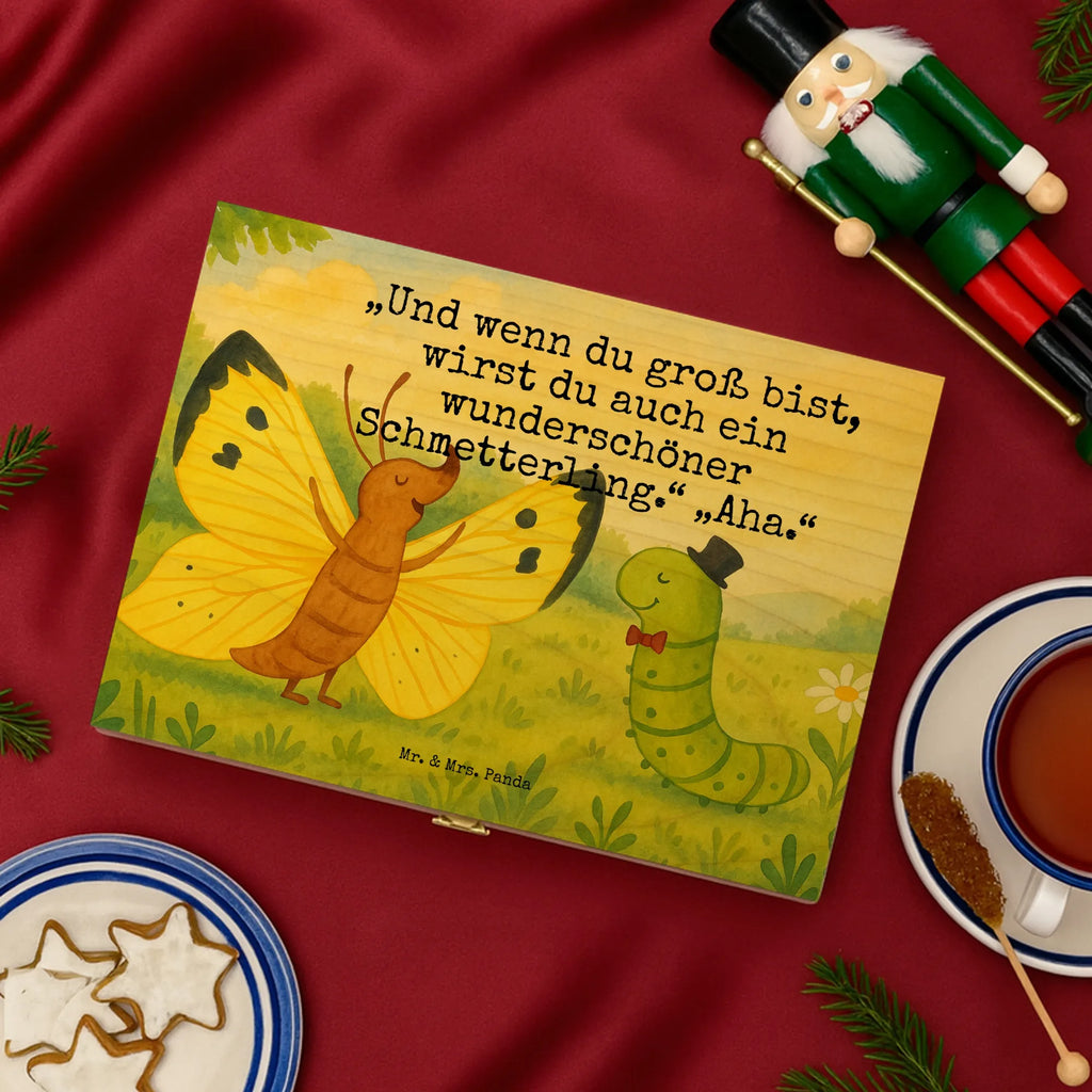 teebox Raupe Schmetterling Design holzteebox, teebeutel behälter, teekiste, holzteekiste, teebox, box für tee, teebeutel organizer, vorratsbox tee, tee organizer, tee sortierbox, teeaufbewahrungsbox, aufbewahrungsbox tee, teebeutelbox, box für teebeutel, tee organizer box, teebehälter, teebox für teebeutel, teebeutel aufbewahrungsbox, teeaufbewahrung, aufbewahrungsbox für teebeutel, tee kiste, teebeutel aufbewahrung, tee beutel halter, aufbewahrung tee, teedose, teekasten, lustige Sprüche, Tiere, Tiermotive, Gute Laune, Schmetterling, Hut, Raupe, Aufwachsen, Erwachsen werden, Kokon, Hütchen, Entwicklung, Schönheit, Zitronenfalter