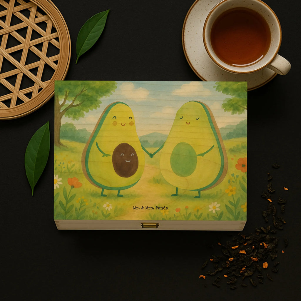 Teebox Holz Avocado Pärchen Design teekiste, teedose, tee organizer box, teebeutel organizer, teebeutelbox, teeaufbewahrungsbox, teebeutel aufbewahrung, box für tee, teebeutel behälter, holzteebox, tee beutel halter, teebehälter, teebeutel aufbewahrungsbox, box für teebeutel, aufbewahrung tee, teebox für teebeutel, aufbewahrungsbox für teebeutel, teeaufbewahrung, vorratsbox tee, teebox, tee sortierbox, tee kiste, teekasten, tee organizer, aufbewahrungsbox tee, holzteekiste, Avocado, Veggie, Vegan, Gesund, Familie, Babyshower, Schwangerschaft, Liebe, Kinder, Avocuddle, Hochzeit, Avocados, Geburt, Babyparty