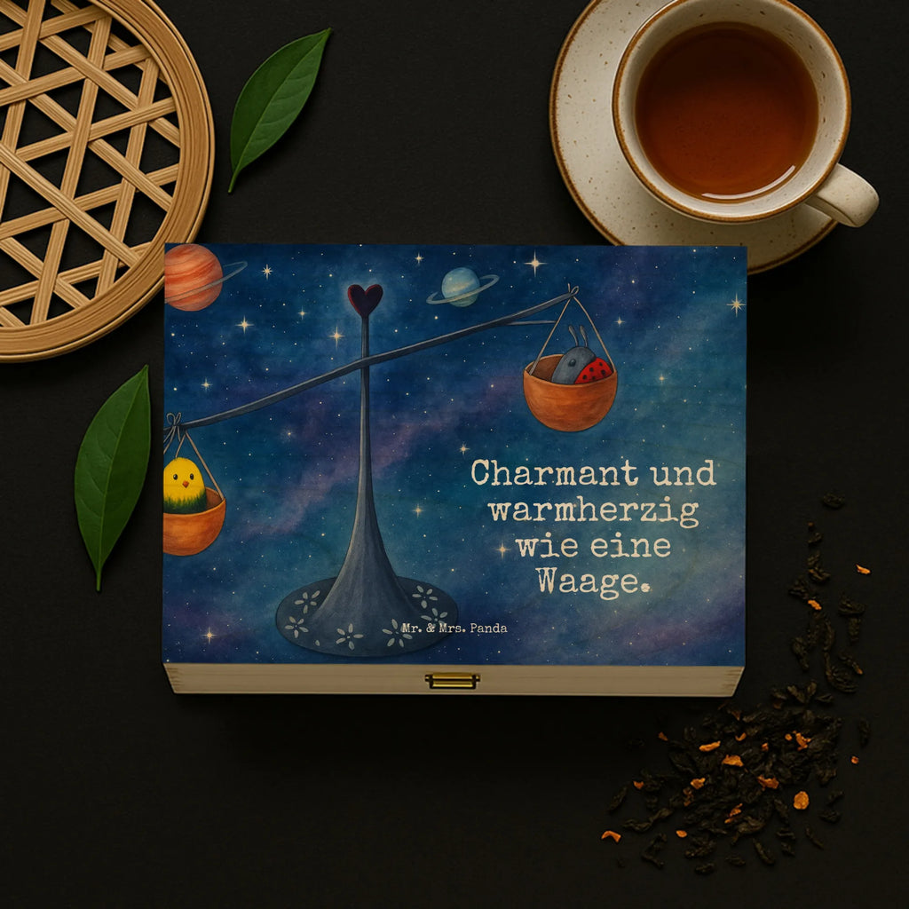 teebox Sternzeichen Waage Design aufbewahrungsbox tee, teekiste, teebeutel organizer, holzteekiste, teekasten, teeaufbewahrung, teebox für teebeutel, aufbewahrungsbox für teebeutel, teeaufbewahrungsbox, tee organizer, teebeutelbox, box für tee, tee organizer box, vorratsbox tee, tee kiste, tee sortierbox, teebeutel aufbewahrungsbox, teebeutel behälter, tee beutel halter, holzteebox, teebeutel aufbewahrung, teebox, box für teebeutel, teebehälter, aufbewahrung tee, teedose, Sternzeichen, Tierkreiszeichen, Horoskop, Astrologie, Aszendent, Hummel, Geschenk September, Geschenk Oktober, Geburtstag Oktober, Biene, Waage Sternzeichen, Gleichgewicht, Geburtstag September, Waage Geschenk, Waage, Marienkäfer