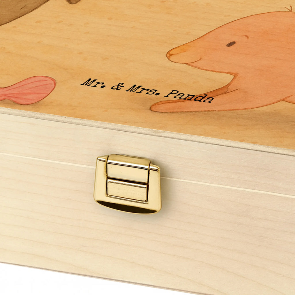 Teebox Holz Hasen Muschel Design teeaufbewahrung, teebeutel behälter, teebox, aufbewahrungsbox tee, box für tee, teebeutelbox, aufbewahrungsbox für teebeutel, holzteekiste, teebeutel aufbewahrung, box für teebeutel, aufbewahrung tee, tee organizer box, vorratsbox tee, tee kiste, teekasten, tee sortierbox, teebehälter, teekiste, tee organizer, tee beutel halter, teebox für teebeutel, teebeutel organizer, teedose, holzteebox, teebeutel aufbewahrungsbox, teeaufbewahrungsbox, Muttertag, Vatertag, Mama, Papa, Oma, Opa, Familie, Schwester, Bruder, BFF, Muscheln, Meer, beste Freundin, Freundin, Hasen, best friends, Freundinnen, Muscheln sammeln