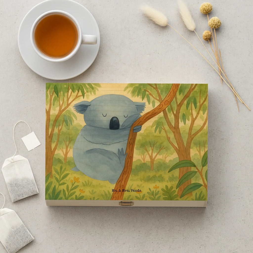 Teebox Holz Koalabär Design aufbewahrungsbox für teebeutel, teedose, teebeutel behälter, box für tee, teebeutel organizer, tee kiste, teebeutel aufbewahrung, teeaufbewahrung, holzteebox, teebehälter, aufbewahrungsbox tee, tee sortierbox, teeaufbewahrungsbox, box für teebeutel, teebox für teebeutel, aufbewahrung tee, teebeutelbox, vorratsbox tee, teekasten, tee organizer box, tee beutel halter, teekiste, teebox, teebeutel aufbewahrungsbox, tee organizer, holzteekiste, lustige Sprüche, Tiere, Tiermotive, Gute Laune, Traumland, Traum, Schlafzimmer, Bär, Koala, schlafen, Koalabär, träumen