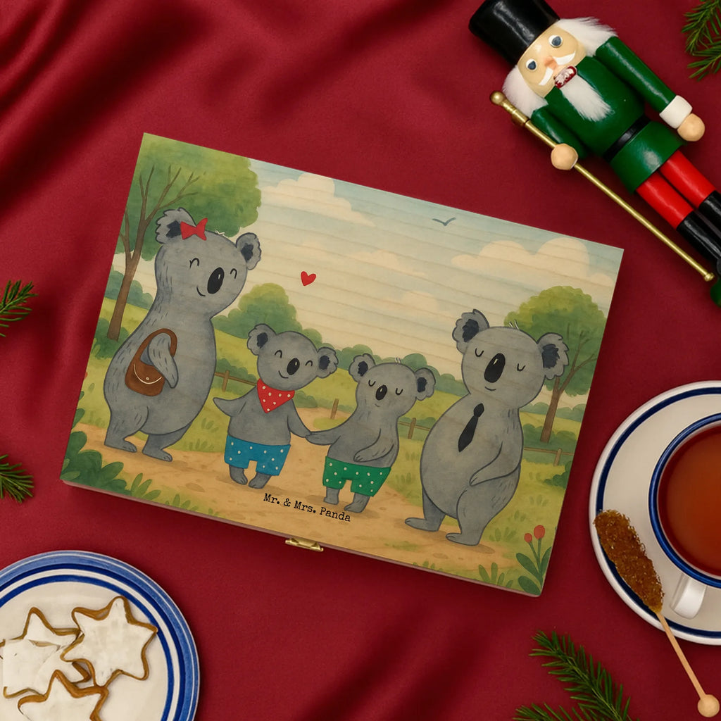 teedose Koala Familie zwei Design tee organizer, aufbewahrung tee, holzteebox, teebeutel aufbewahrungsbox, teebox für teebeutel, teekasten, teeaufbewahrungsbox, tee organizer box, tee sortierbox, teebox, holzteekiste, aufbewahrungsbox für teebeutel, aufbewahrungsbox tee, teeaufbewahrung, teebeutelbox, teekiste, teebeutel organizer, box für tee, teedose, teebeutel aufbewahrung, teebeutel behälter, teebehälter, box für teebeutel, tee beutel halter, vorratsbox tee, tee kiste, Muttertag, Vatertag, Mama, Papa, Oma, Opa, Familie, Schwester, Bruder, Lieblingsfamilie, Familienleben, Familienzeit, Koalafamilie, beste Familie, Koalabär, Koala