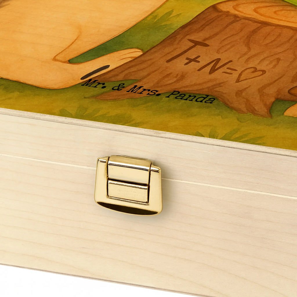 teekasten Igel Federschmuck Design teebox, tee organizer, holzteekiste, teebox für teebeutel, tee beutel halter, teekiste, vorratsbox tee, teeaufbewahrungsbox, teebeutel aufbewahrungsbox, aufbewahrungsbox für teebeutel, teebeutel aufbewahrung, teekasten, tee organizer box, teebehälter, teebeutelbox, tee kiste, teebeutel behälter, box für tee, teeaufbewahrung, teedose, aufbewahrungsbox tee, holzteebox, teebeutel organizer, aufbewahrung tee, box für teebeutel, tee sortierbox, Tiere, Waldtiere, Camping, Abenteuer, Lagerfeuer, Igel, Indianer