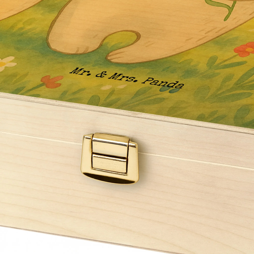 teedose Bären mit Blumenkranz Design aufbewahrungsbox tee, tee sortierbox, teebox für teebeutel, teebeutelbox, teebeutel aufbewahrungsbox, teebeutel behälter, tee beutel halter, vorratsbox tee, teebehälter, teebeutel organizer, tee organizer box, tee organizer, teekiste, tee kiste, aufbewahrung tee, teekasten, holzteebox, holzteekiste, aufbewahrungsbox für teebeutel, box für teebeutel, teedose, teeaufbewahrung, teeaufbewahrungsbox, teebeutel aufbewahrung, box für tee, teebox, Muttertag, Vatertag, Mama, Papa, Oma, Opa, Familie, Schwester, Bruder, Mutter, Lieblingsmama, Kinder, Kind, Tochter, weltbeste Mama, Bären, Bär, Mutti, Vorbild, Family, Geschenk Mama. Muttertag, Lieblingsmensch, Mami, beste Mutter, Töchter