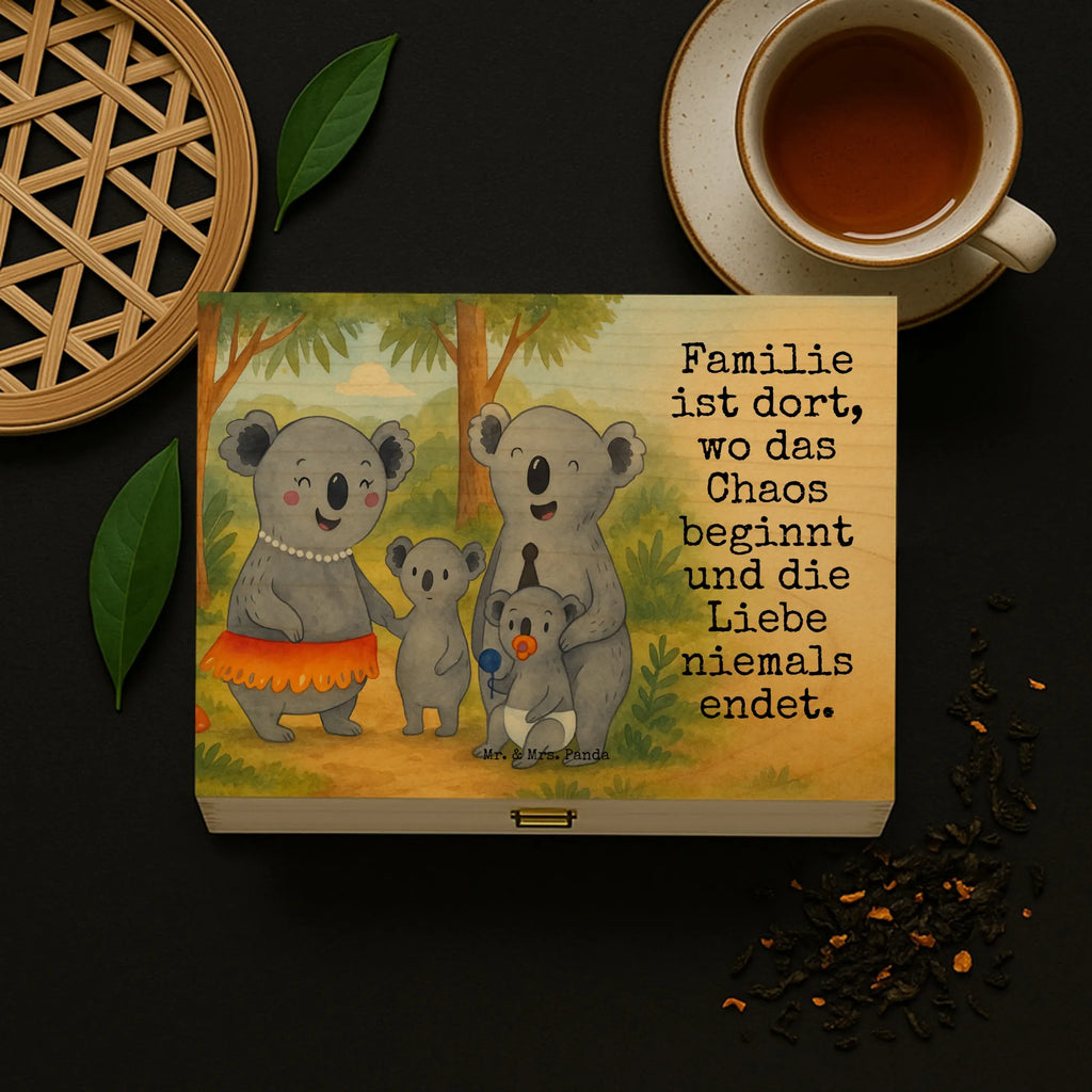 teebeutel aufbewahrung Koala Familie Design teebox für teebeutel, tee organizer box, teedose, tee sortierbox, tee beutel halter, aufbewahrungsbox für teebeutel, aufbewahrungsbox tee, tee organizer, teebeutel behälter, box für teebeutel, teebeutel aufbewahrung, holzteebox, vorratsbox tee, holzteekiste, teeaufbewahrung, teekasten, aufbewahrung tee, box für tee, teebeutelbox, teebeutel organizer, tee kiste, teebox, teebehälter, teeaufbewahrungsbox, teekiste, teebeutel aufbewahrungsbox, Muttertag, Vatertag, Mama, Papa, Oma, Opa, Familie, Schwester, Bruder, Koalas, Geschwister, Family, Koala, Familienleben, Kinder