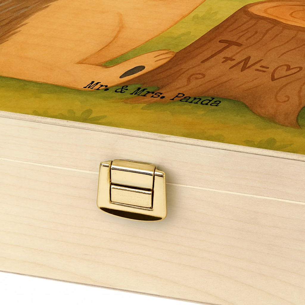 teekasten Igel Federschmuck Design teebox, tee organizer, holzteekiste, teebox für teebeutel, tee beutel halter, teekiste, vorratsbox tee, teeaufbewahrungsbox, teebeutel aufbewahrungsbox, aufbewahrungsbox für teebeutel, teebeutel aufbewahrung, teekasten, tee organizer box, teebehälter, teebeutelbox, tee kiste, teebeutel behälter, box für tee, teeaufbewahrung, teedose, aufbewahrungsbox tee, holzteebox, teebeutel organizer, aufbewahrung tee, box für teebeutel, tee sortierbox, Tiere, Waldtiere, Camping, Abenteuer, Lagerfeuer, Igel, Indianer