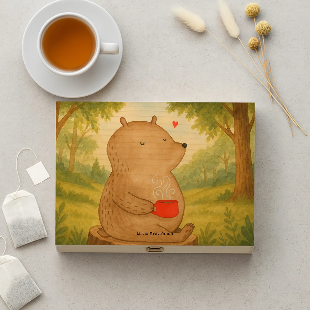 Teebox Holz Bär Kaffee Design tee organizer, teebeutel aufbewahrung, teebox, teeaufbewahrungsbox, teebeutel organizer, teebehälter, teebeutel behälter, teebeutel aufbewahrungsbox, tee organizer box, aufbewahrungsbox für teebeutel, tee sortierbox, teedose, aufbewahrungsbox tee, teekiste, aufbewahrung tee, box für teebeutel, teeaufbewahrung, teekasten, box für tee, tee kiste, teebox für teebeutel, teebeutelbox, holzteebox, tee beutel halter, vorratsbox tee, holzteekiste, Teddy, Bär, Teddybär, guten Morgen, Morgenroutine, Kaffee, Bären, Coffee, Motivation, Welt retten, Welt erobern