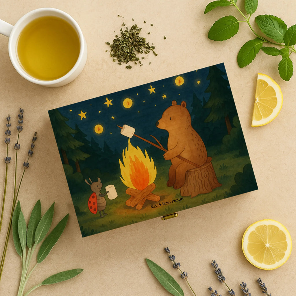  Niedźwiedź i biedronka przy ognisku Design Niedźwiedź, Miś, Pluszowy miś