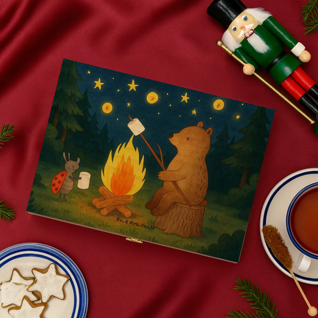  Niedźwiedź i biedronka przy ognisku Design Niedźwiedź, Miś, Pluszowy miś