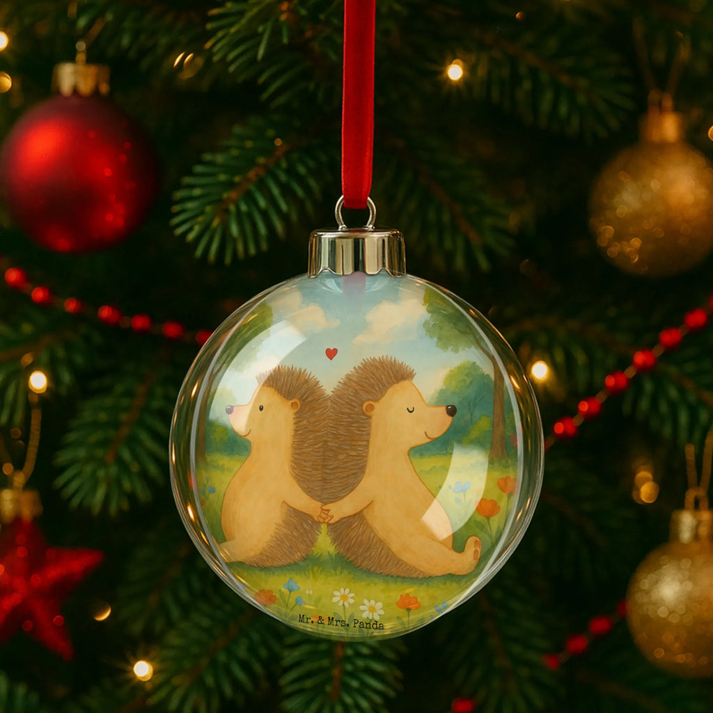 Weihnachtskugel Igel händchenhaltend Design christbaumkugel, christbaum anhänger, weihnachtskugeln deko, baumanhänger, weihnachtsanhänger, weihnachtskugel transparent, weihnachtsdeko kugeln, baumkugeln, weihnachtsbaumkugeln, hängekugel, weihnachtskugel deko, Dekokugel, deko kugel, weihnachtsbaum anhänger, plastik weihnachtskugel, kunststoff weihnachtskugel, weihnachtskugeln, kugel weihnachten, Weihnachtskugel, weihnachtsbaumkugel, baumkugel, dekohänger, dekokugeln, christbaumkugeln, transparente weihnachtskugel, kunststoffkugel, baum anhänger, Freundin, Freund, Liebe, Liebesgeschenk, Jahrestag, Verlobung, Partner, Ehemann, Ehefrau, Heiraten, Heiratsantrag, Hocheitstag, Liebesbeweis, Große Liebe, Lieblingsmensch, Hochzeit, Geschenk für Zwei, Liebesbotschaft, Igel, Igelliebe, Love, Hand in Hand, Gemeinsamkeit