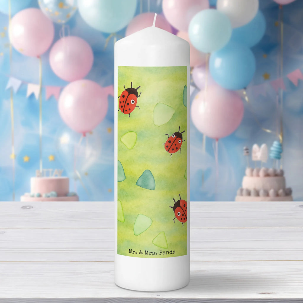 Candle Ladybug Design Design Stumpenkerze, Dekokerze, Kommunionskerze, Gartenkerze, Kerze Mit Spruch, Zylinderkerze, Wunschkerze, Weihnachtskerze, Erinnerungslicht, Dekorative Kerze, Bedruckte Kerze, Handgemachte Kerze, Hochzeitskerze, Blockkerze, Tafelkerze, Geburtskerze, Kerze Mit Motiv, Osterkerze, Dinnerkerze, Tischkerze, Schmuckkerze, Wachskerze, Adventskerze, Geburtstagskerze, Erinnerungskerze, Grosse Kerze, Laternenkerze, Verspielt, Aquarell, Niedlich, Muster, Marienkäfer, Grüne Punkte