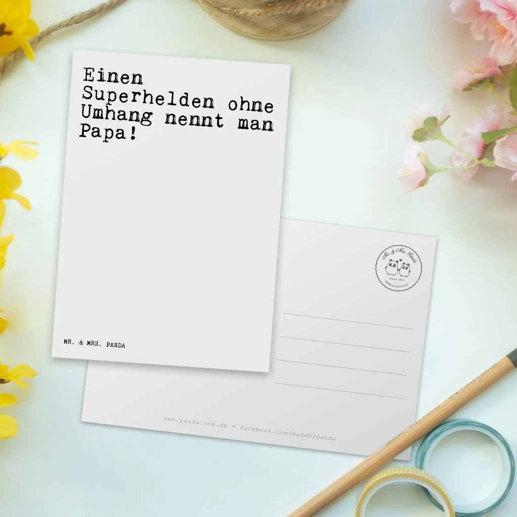 Postkarte Sprüche und Zitate Einen Superhelden ohne Umhang nennt man Papa! Grußkarte, Ansichtskarten, Ansichtskarte, Einladungskarten Geburtstag, Dankeskarte, Einladung, Geburtstagskarte, Karte, Einladungskarte, Geschenkkarte, Einladung Geburtstag, Postkarte, Spruch, Sprüche, lustige Sprüche, Weisheiten, Zitate, Spruch Geschenke, Spruch Sprüche Weisheiten Zitate Lustig Weisheit Worte