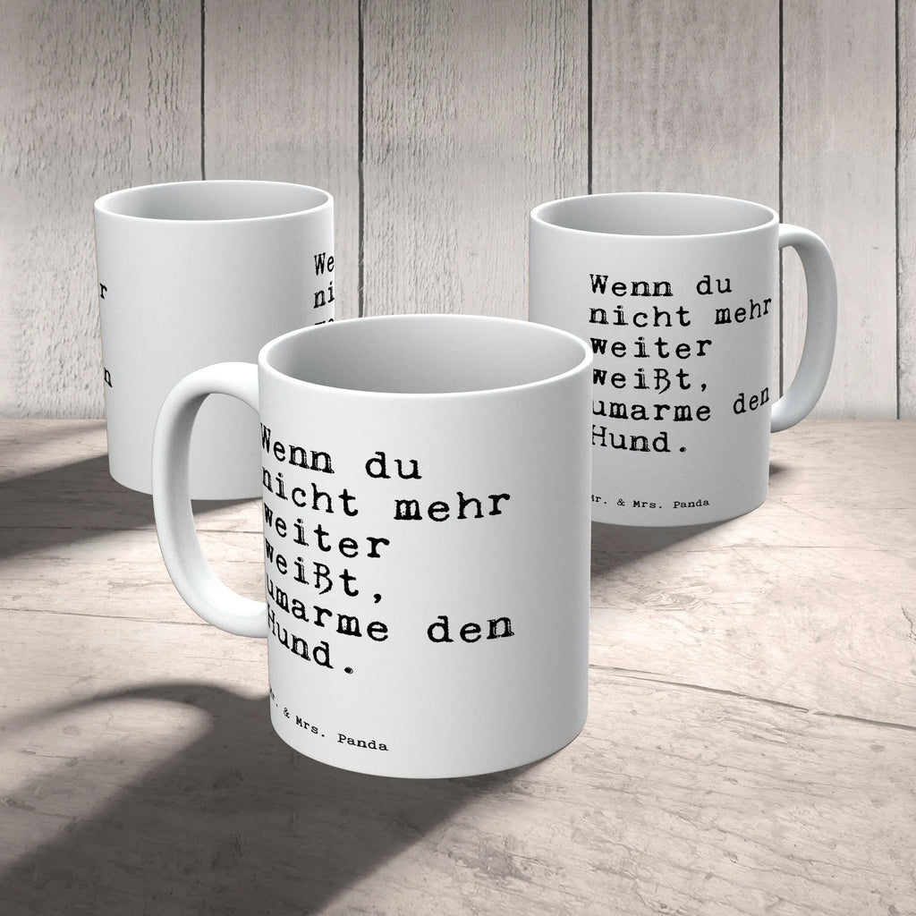 Tasse Sprüche und Zitate Wenn du nicht mehr weiter weißt, umarme den Hund. Geschenktasse, Tasse mit Zitaten, Bürotasse, Tasse, Keramiktasse, Tasse mit Motiven, Teetasse, Porzellantasse, Kaffeetasse, Spruch, Sprüche, lustige Sprüche, Weisheiten, Zitate, Spruch Geschenke, Spruch Sprüche Weisheiten Zitate Lustig Weisheit Worte