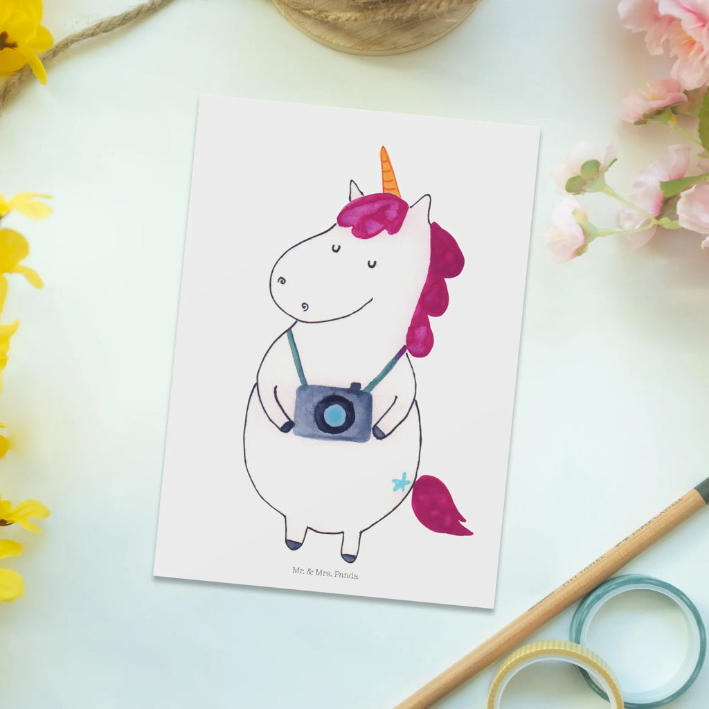 Postcard unicorn photographer Ansichtskarte, Postkarte, kunstkarte, spruchkarte, Ansichtskarten, Postkarten, Motivkarte, Grußkarte, Fotokarte, Kunstkarten, einzelkarte, Designkarte, bildkarte, Einhörner, Unicorn, Einhorn Deko, Einhorn, Städtereise, Kamera, Weltreise, Fotograf, Tourist, Fotografie, Reisen, Urlaub, Weltenbummler, Reise, Kurztrip
