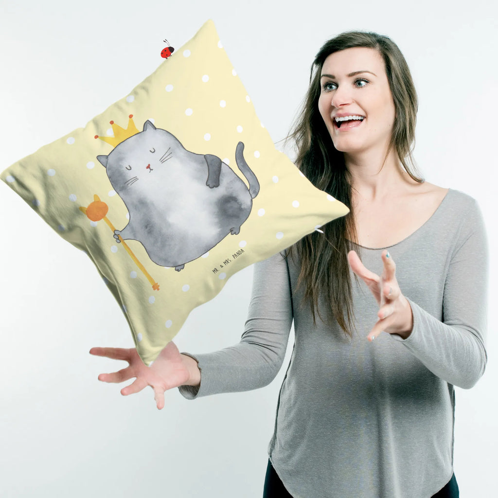 40x40 Kissen Katze König Mikrofaser Kissen, kuschel kissen, kissen 40 x 40, Kopfkissen, Sofakissen, Kissen 40x40, Polsterkissen, kissen für couch, Dekokissen, Dekokissen Sofa, deko kissen, Kissen, microfaser zierkissen, 40 X 40 Kissen, wurfkissen, Couchkissen, sofa kissen, couch kissen, zier kissen, Kuschelkissen, microfaser kopfkissen, microfaser dekokissen, kissen mikrofaser, microfaser sofakissen, Motivkissen, couchkissen 40x40, kissen für sofa, wohnzimmer kissen, Sofakissen 40x40, Dekokissen 40x40, kuschelkissen 40x40, 40x40 kissen, Zierkissen, Kopfkissen 40x40, zierkissen 40x40, Katzenfan, Katzendeko, Katze, Katzenfreund, Katzenliebhaber, Katzenprodukte, Katzenartikel, Katzenaccessoires, Katzensouvenirs, Katzenliebhaberprodukte, Katzenmotive, Katzenmotiv, Familie, Wohnung, Katzenbesitzerin, Umzug, Königin, Kater, Mietzhaus, Queen, Cat, Haustier, Cats, Mietze, Katzen, Katzenhalter, Erste Eigenen Wohnung, König, Einzug