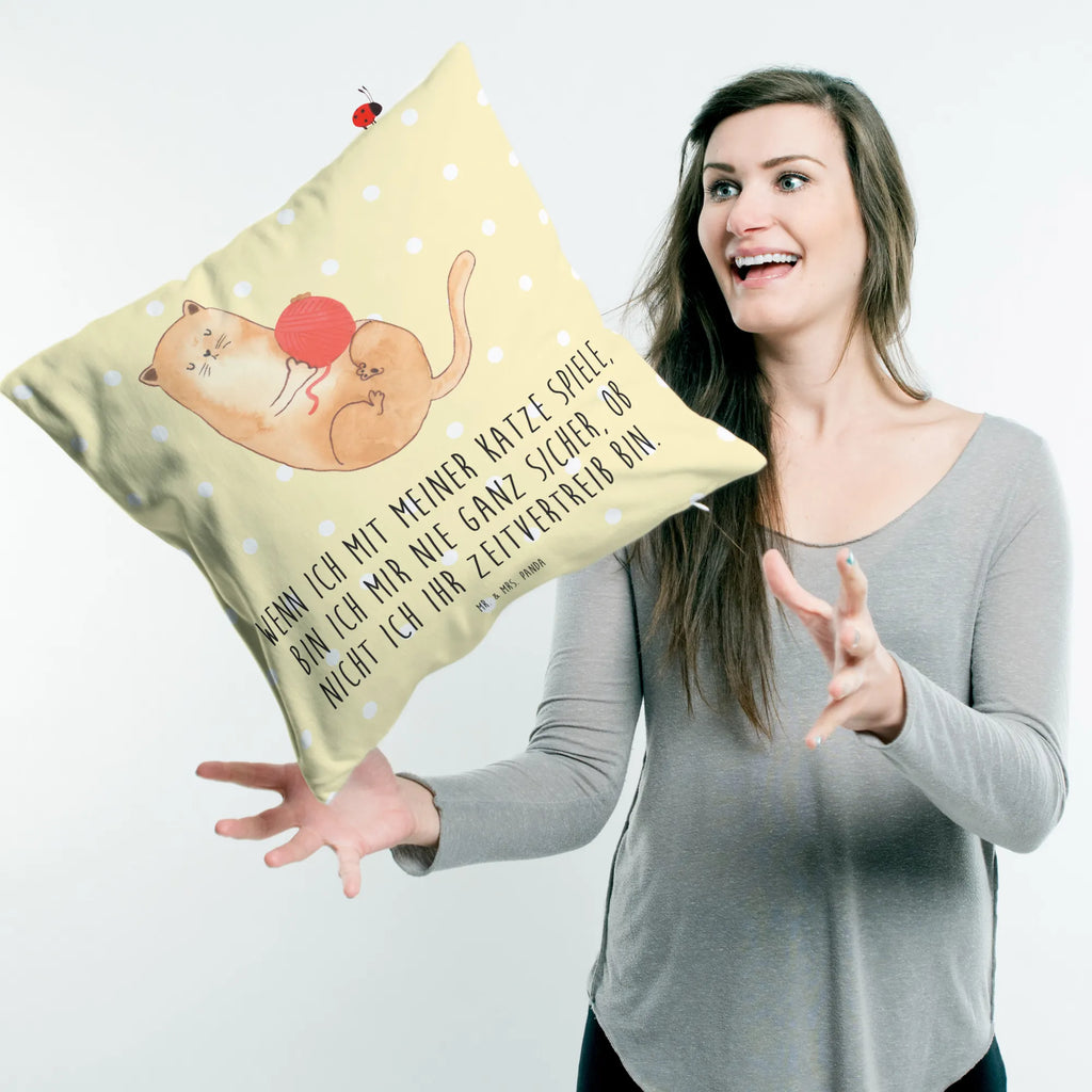 40x40 Kissen Katze Wolle wohnzimmer kissen, Sofakissen 40x40, kissen für couch, microfaser dekokissen, microfaser zierkissen, Kissen, Dekokissen Sofa, kuschelkissen 40x40, kissen 40 x 40, 40 X 40 Kissen, 40x40 kissen, Dekokissen 40x40, Dekokissen, Zierkissen, Couchkissen, sofa kissen, kuschel kissen, Motivkissen, couchkissen 40x40, Kopfkissen 40x40, Kissen 40x40, Sofakissen, microfaser sofakissen, Polsterkissen, zierkissen 40x40, microfaser kopfkissen, zier kissen, kissen mikrofaser, Kuschelkissen, kissen für sofa, couch kissen, Mikrofaser Kissen, deko kissen, Kopfkissen, wurfkissen, Katzenmotiv, Katzenfan, Katzendeko, Katzenfreund, Katzenliebhaber, Katzenprodukte, Katzenartikel, Katzenaccessoires, Katzensouvenirs, Katzenliebhaberprodukte, Katzenmotive, Katze, Cats, Verspielt, Cat, Wolle, Wollknäuel, Haustier, Kater, Katzenbesitzerin, Spielen, Katzenhalter, Mietze, Spiel, Katzen