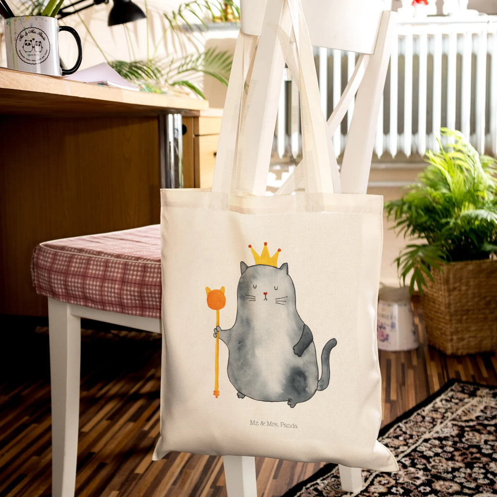 Tote bag Cat king schultertasche baumwolle, henkeltasche baumwolle, Tüte, stoff shopper, tasche baumwolle, Alltagstasche, einkaufstasche baumwolle, beutel baumwolle, Uni Tasche, Henkeltasche, totebag, tragbeutel, universaltasche, einkaufsshopper, festival tasche, tragetasche baumwolle, stofftasche baumwolle, Jutebeutel, textilbeutel, freizeitbeutel, Laptoptasche, Beutel, Einkaufstasche, umhängetasche baumwolle, canvas tasche, Tote Bag, Freizeittasche, Baumwoll-Shopper, dokumententasche, Stofftasche, Schultasche, Schulbeutel, Jutetasche, Umhängetasche, Tragetasche, Schultertasche, baumwoll shopper, schulterbeutel, Büchertasche, umhängebeutel, Tasche, Baumwoll-Tragetasche, Einkaufsbeutel, textiltasche, Einkaufstüte, Baumwollbeutel, festivaltasche, Baumwolltasche, Unitasche, campus tasche, Stoff-Tragetasche, Stoffbeutel, Shopping Tasche, studententasche, Strandtasche, Shopper, Katzensouvenirs, Katzenliebhaberprodukte, Katzenmotive, Katzenmotiv, Katzenfan, Katzendeko, Katze, Katzenfreund, Katzenliebhaber, Katzenprodukte, Katzenartikel, Katzenaccessoires, Familie, König, Kater, Einzug, Königin, Queen, Cat, Katzen, Wohnung, Umzug, Haustier, Katzenbesitzerin, Mietze, Erste Eigenen Wohnung, Mietzhaus, Katzenhalter, Cats