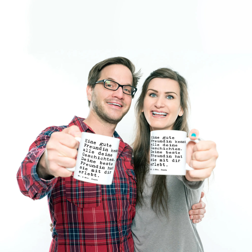 Tasse Sprüche und Zitate Eine gute Freundin kennt alle deine Geschichten. Deine beste Freundin hat sie mit dir erlebt. Teetasse, Geschenktasse, Tasse mit Motiven, Bürotasse, Kaffeetasse, Tasse, Keramiktasse, Tasse mit Zitaten, Porzellantasse, Spruch, Sprüche, lustige Sprüche, Weisheiten, Zitate, Spruch Geschenke, Spruch Sprüche Weisheiten Zitate Lustig Weisheit Worte