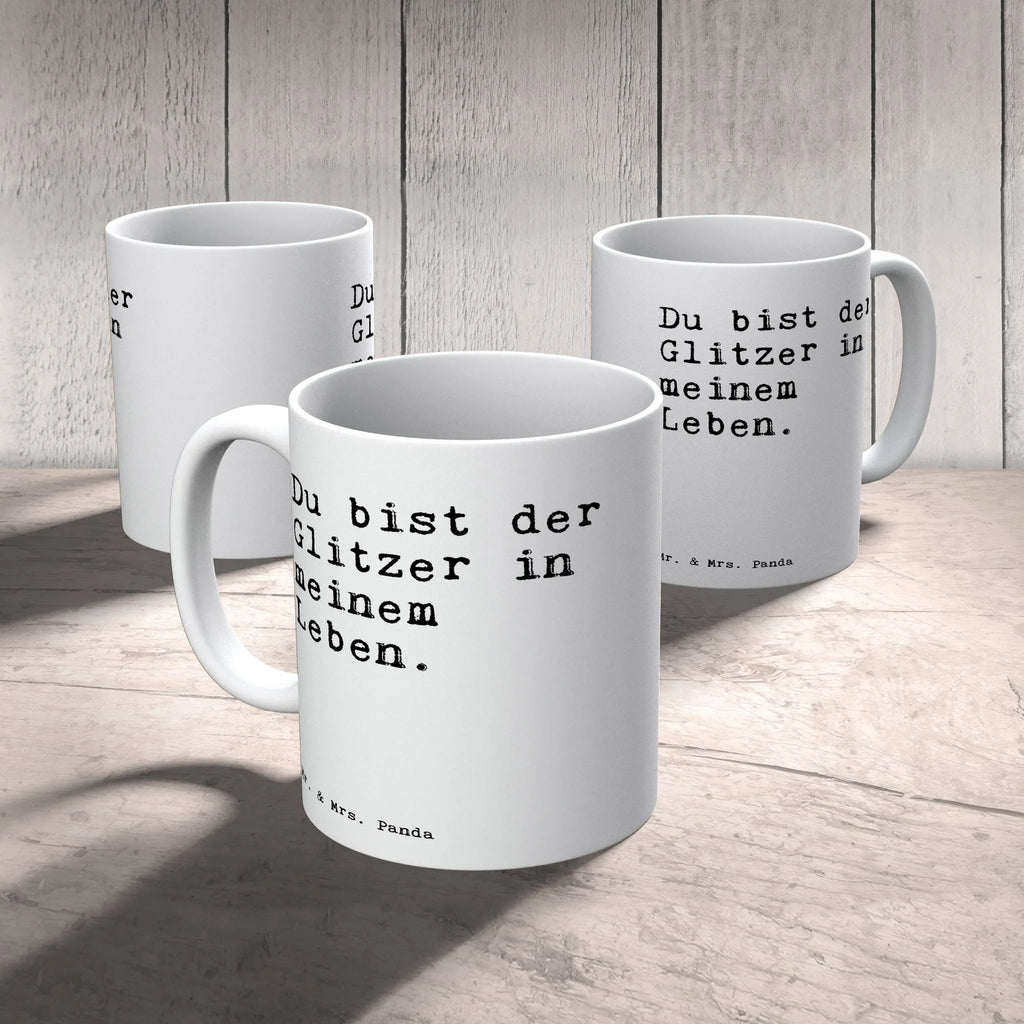 Tasse Sprüche und Zitate Du bist der Glitzer in meinem Leben. Designtasse, Teepott, Becher, Frühstücksbecher, heißgetränkebecher, Trinktasse, Henkelbecher, Frühstückstasse, Geschenktasse, kaffeetasse keramik, Keramikbecher, Kaffeepott, Mug, Teebecher, kaffeetasse bedruckt, Trinkbecher, Coffee Mug, milchkaffeetasse, Tasse mit Motiv, Bürobecher, Kaffeebecher, Tasse, haferl, hochwertige tasse, Kaffeetasse, schöne tasse, kaffeebecher bedruckt, tasse für kaffee, Sprüchetasse, Henkeltasse, tasse für büro, Motivtasse, Kakaotasse, kaffeebecher keramik, Keramiktasse, statement tasse, Tasse mit Spruch, design tasse, Teetasse, Pott, Bedruckte Tasse, Dekotasse, Bürotasse, Sprüche, Lustige Sprüche, Weisheiten, Zitate, Spruch, Spruch Geschenke, Spruch Sprüche Weisheiten Zitate Lustig Weisheit Worte