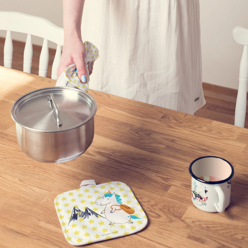 2er Set Topflappen  Einhorn Bergsteiger Schöne Topflappen, Topfhandschuh, Topflappen Set, Topflappenset, Topflappen lustig, Ofenhandschuh, Topflappen 2er Set, Topfuntersetzer, Topflappen, Topfhandschuhe, Ofenhandschuhe, Topflappen mit Spruch, Einhorn, Einhörner, Einhorn Deko, Unicorn, Weltreise, Abenteuer, Bergsteiger, Reisen, Weltenbummler, Urlaub, Abenteurer, Entdecker, Berge