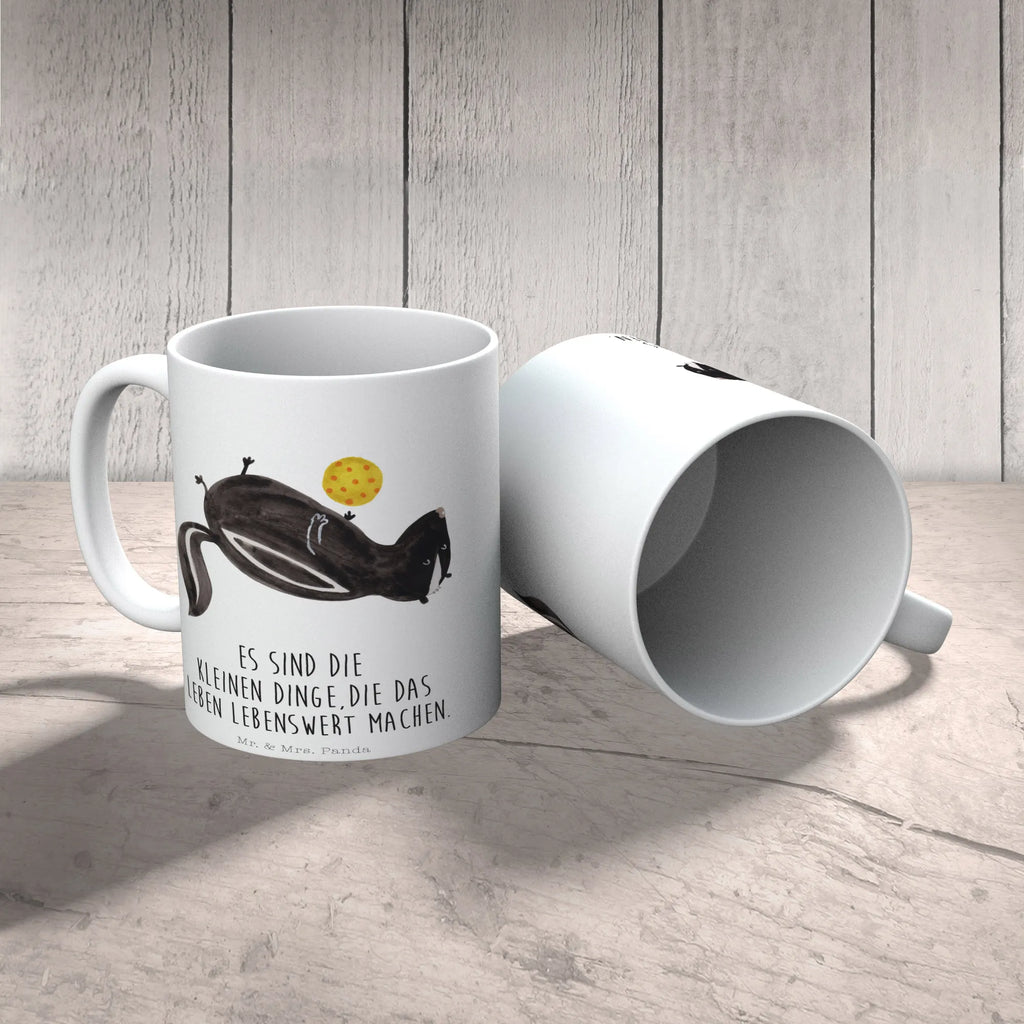 Mug skunk ball kaffeebecher bedruckt, Kakaotasse, statement tasse, Bürotasse, Keramiktasse, Kaffeebecher, Becher, Kaffeetasse, Pott, Teepott, Teebecher, Keramikbecher, Trinktasse, kaffeetasse keramik, tasse für büro, tasse für kaffee, Tasse, kaffeetasse bedruckt, heißgetränkebecher, kaffeebecher keramik, Kaffeepott, Mug, Tasse mit Motiv, Frühstücksbecher, hochwertige tasse, Frühstückstasse, Henkeltasse, Bedruckte Tasse, Trinkbecher, Henkelbecher, Designtasse, Coffee Mug, Sprüchetasse, schöne tasse, milchkaffeetasse, Teetasse, Geschenktasse, Bürobecher, Dekotasse, Motivtasse, design tasse, Tasse mit Spruch, haferl, Stinktier, Skunk, Stinker, Wildtier, Stinki, Verspielt, Raubtier, Weisheit