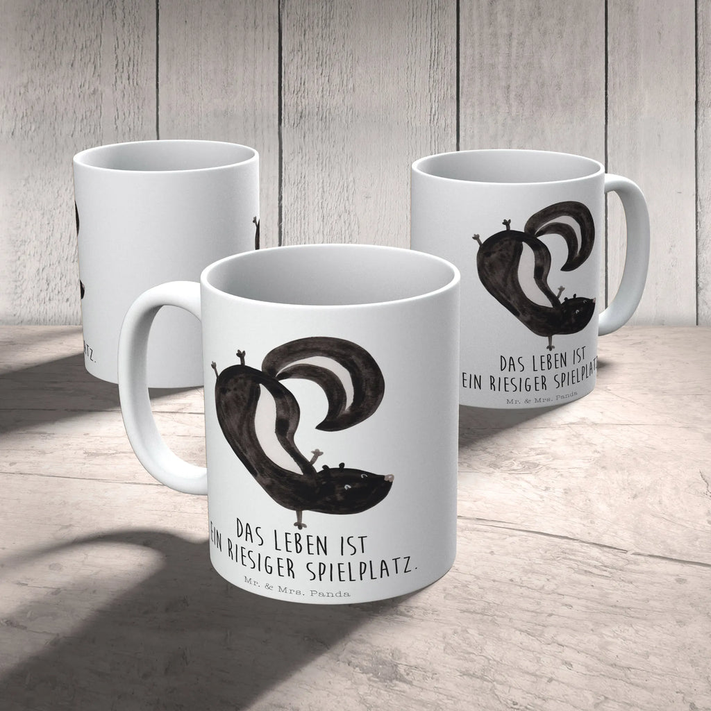 Mug skunk handstand Pott, Kakaotasse, heißgetränkebecher, Keramikbecher, Kaffeebecher, Frühstücksbecher, haferl, hochwertige tasse, Henkelbecher, tasse für kaffee, Bedruckte Tasse, Motivtasse, Keramiktasse, Geschenktasse, milchkaffeetasse, Trinktasse, kaffeetasse keramik, Tasse, Bürotasse, Coffee Mug, kaffeetasse bedruckt, Henkeltasse, Tasse mit Spruch, design tasse, kaffeebecher keramik, Dekotasse, kaffeebecher bedruckt, Tasse mit Motiv, Kaffeetasse, Kaffeepott, Teebecher, statement tasse, Bürobecher, Sprüchetasse, Teetasse, Becher, Mug, tasse für büro, Trinkbecher, Teepott, schöne tasse, Frühstückstasse, Designtasse, Skunk, Stinktier, Verpielt, Kind, Raubtier, Stinker, Stinki, Spielplatz, Wildtier