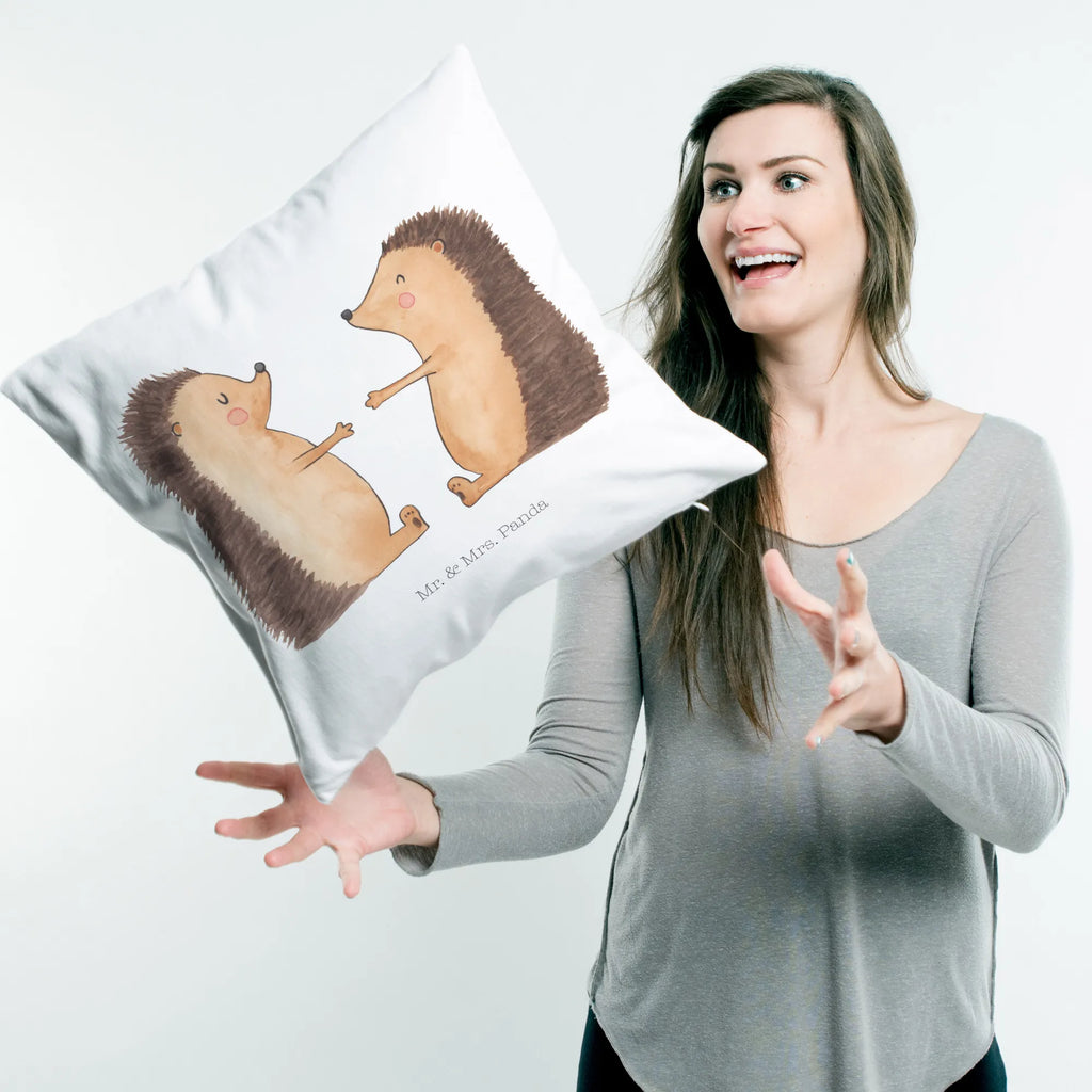Cushion Hedgehogs in love Mikrofaser Kissen, Kissen 40x40, microfaser kopfkissen, Polsterkissen, Couchkissen, Kopfkissen 40x40, sofa kissen, wohnzimmer kissen, Kissen, deko kissen, kuschel kissen, Motivkissen, Dekokissen, couch kissen, Dekokissen 40x40, Sofakissen 40x40, kissen für sofa, couchkissen 40x40, kissen mikrofaser, kissen 40 x 40, kissen für couch, Kuschelkissen, microfaser sofakissen, Dekokissen Sofa, microfaser dekokissen, wurfkissen, zierkissen 40x40, 40 X 40 Kissen, microfaser zierkissen, 40x40 kissen, Sofakissen, Kopfkissen, Zierkissen, zier kissen, kuschelkissen 40x40, Freund, Liebe, Liebesgeschenk, Jahrestag, Verlobung, Partner, Ehemann, Ehefrau, Heiraten, Heiratsantrag, Hocheitstag, Freundin, Hochzeitstag, Geschenk, Verheiratet, Verliebt, Verlobt, Liebesbeweis, Igel, Hochzeit